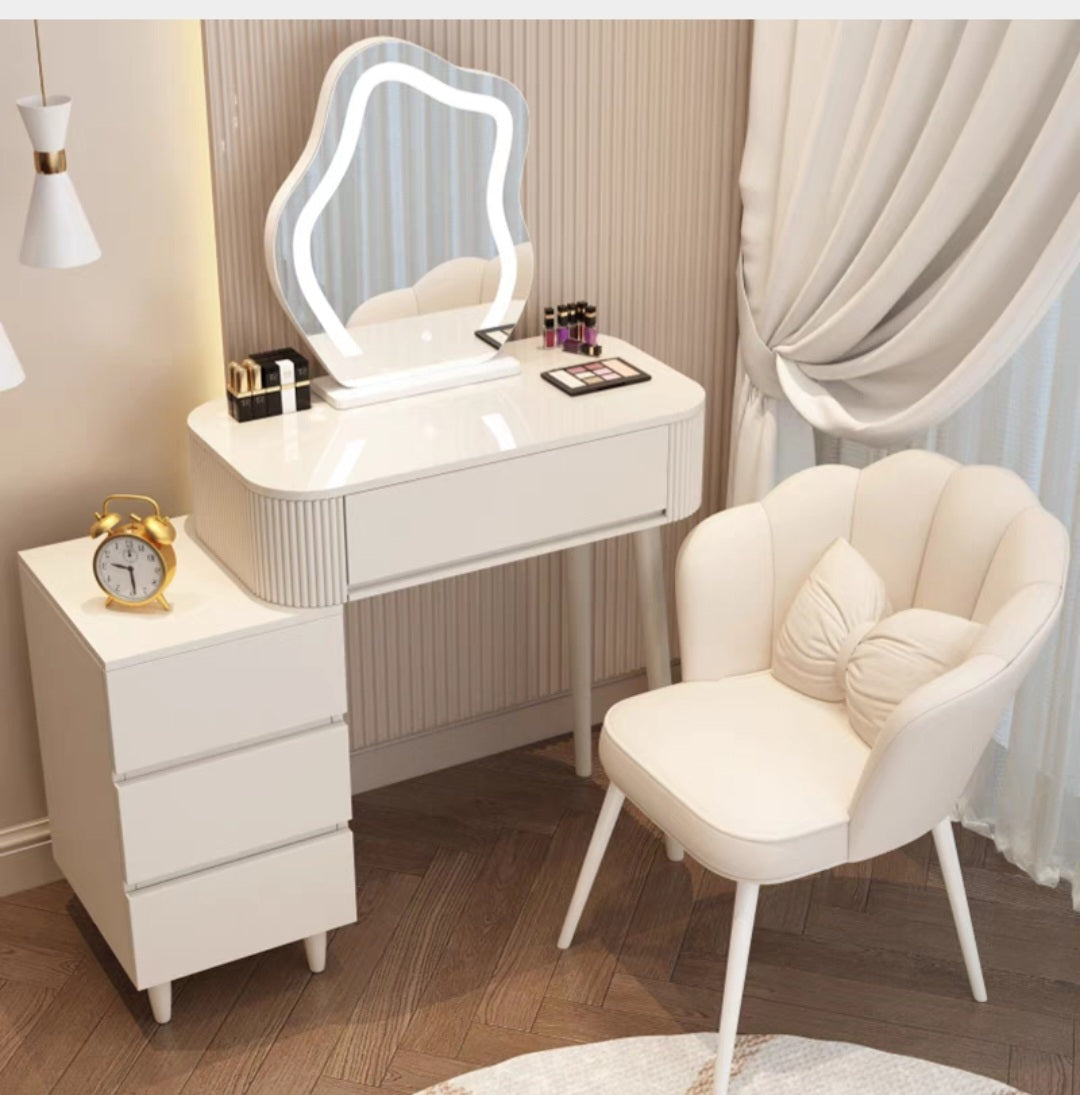 GY-2008 Cream style light luxury dressing table